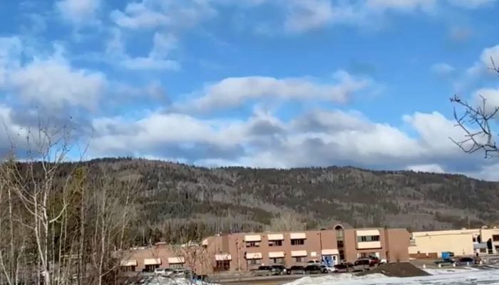 © Reuters/Trent Ernst/Tumbler RidgeLines