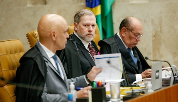 Ministros do STF fizeram nota conjunta para apoiar Toffoli, negar suspeição e comunicar que o r...