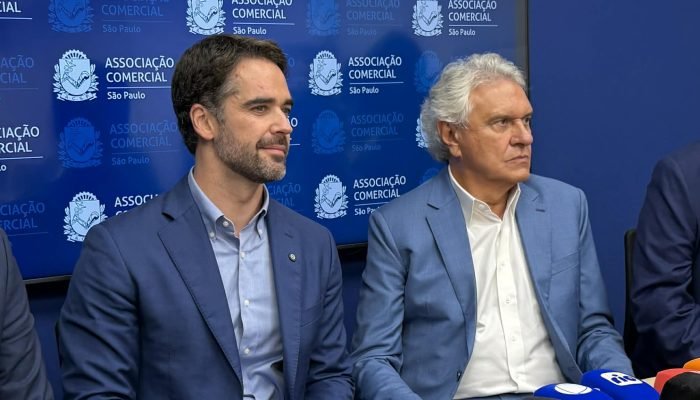 Eduardo Leite e Ronaldo Caiado disputam protagonismo no PSD após a saída de Ratinho da corrida ...