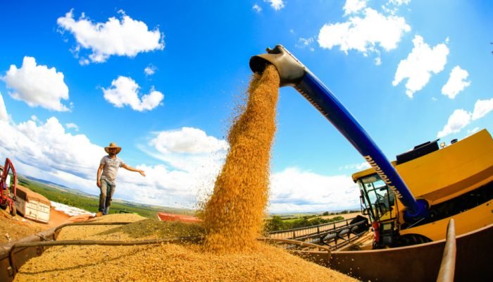 Renovação de recordes de safra impulsionou demanda por serviços de apoio e logística, contrib...