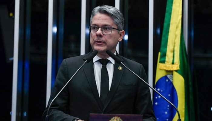 Alessandro Vieira reuniu mais assinaturas do que o mínimo necessário. Continuidade, no entanto,...