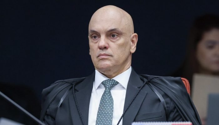 Escritório da família teve contrato de R$ 129 milhões com o banqueiro Daniel Vorcaro, mas que ...