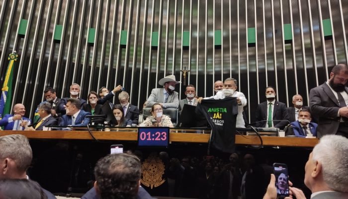 Zé Trovão (PL-SC), Marcos Pollon (PL-MS) e Marcel Van Hattem (Novo-RS) são alvos de representa...