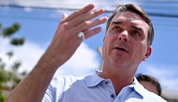 Senador pré-candidato à presidência enalteceu o avanço de presidentes eleitos pela direita no...
