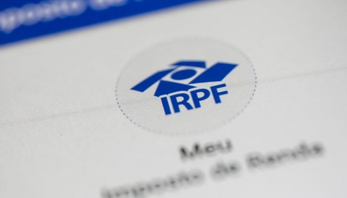 Texto vai à votação em plenário à tarde. Emendas sugeridas pela oposição foram rejeitadas ...