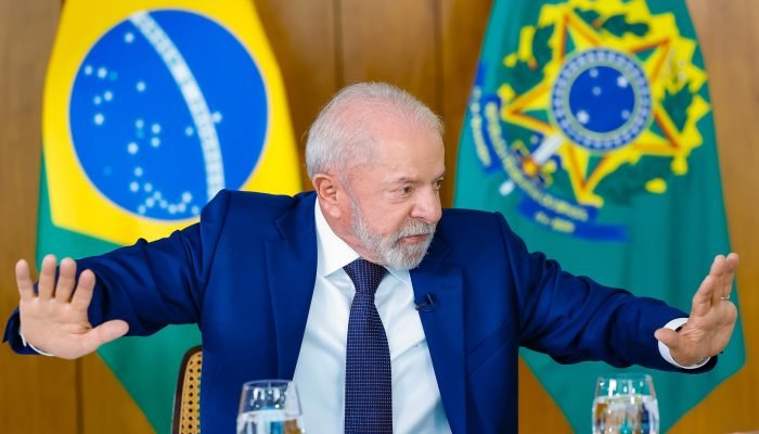 Presidente da República, Luiz Inácio Lula da Silva, durante entrevista ao ICL, no Palácio do P...