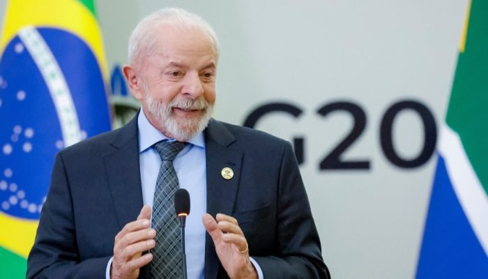 Presidente afirma que está trabalhando para um novo ciclo de investimentos no BNDES para financi...