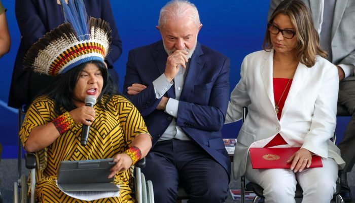 O presidente Luiz Inácio Lula da Silva anuncia a criação da Universidade Federal Indígena (Un...