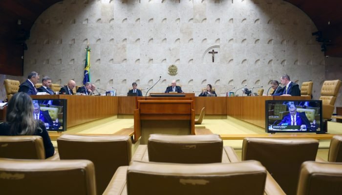 Dos atuais dez ministros da Corte, três não responderam a questionamentos: Flávio Dino, Luiz F...