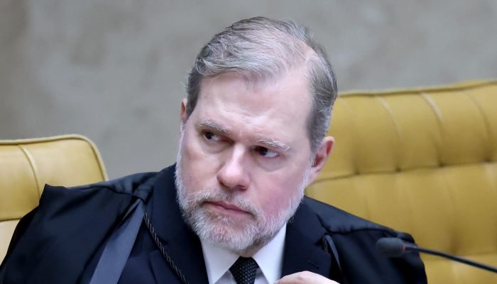 O ministro do STF Dias Toffoli está diretamente envolvido nas controvérsias do Banco Master. (F...