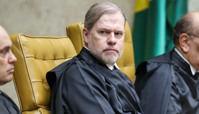 Senador Alessandro Vieira afirma que "o Toffolão é um escândalo tão grande que não dá para ...